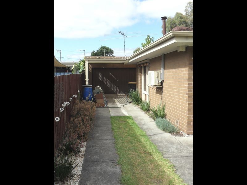 239 Seaford Road, Seaford VIC 3198