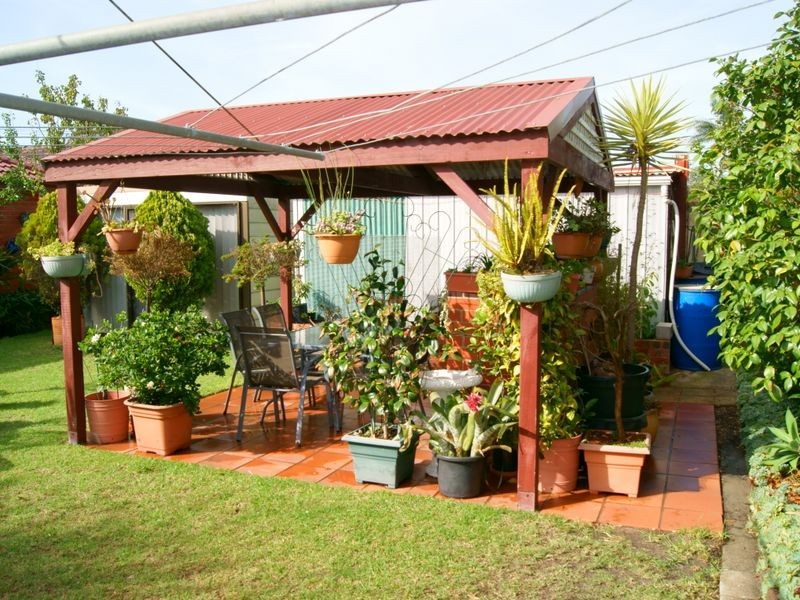 33 Bognor Avenue, Seaford VIC 3198
