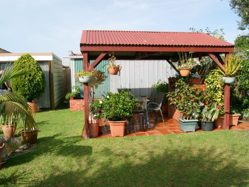 33 Bognor Avenue, Seaford VIC 3198