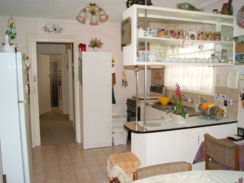 33 Bognor Avenue, Seaford VIC 3198