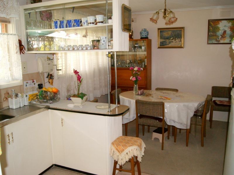 33 Bognor Avenue, Seaford VIC 3198