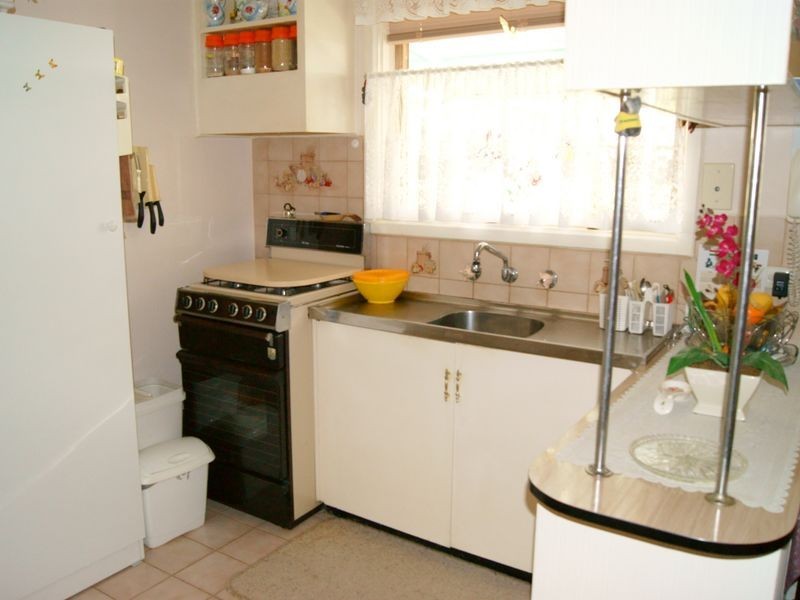 33 Bognor Avenue, Seaford VIC 3198