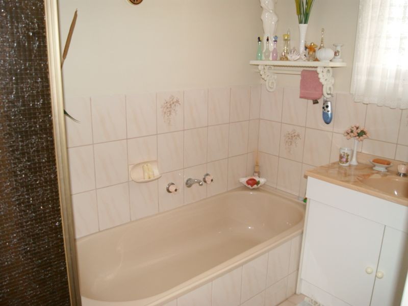 33 Bognor Avenue, Seaford VIC 3198