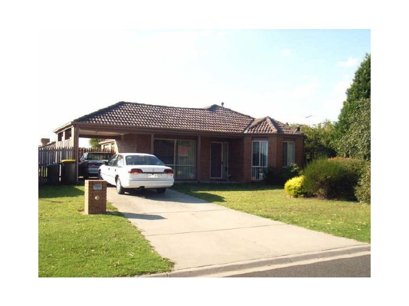 11 Deborah Court, Skye VIC 3977