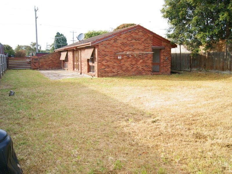 260 Frankston Dandenong Road, Seaford VIC 3198