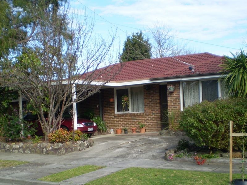 49 Silvertop Crescent, Frankston North VIC 3200