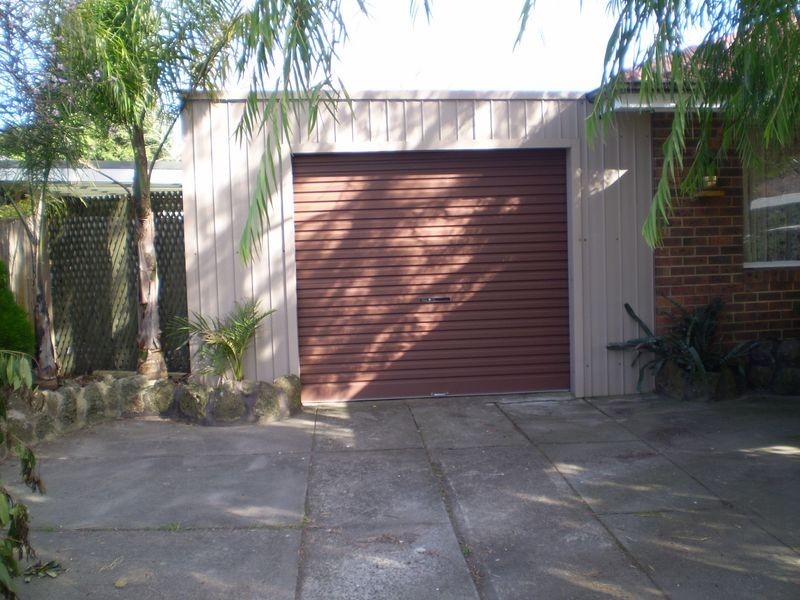 49 Silvertop Crescent, Frankston North VIC 3200
