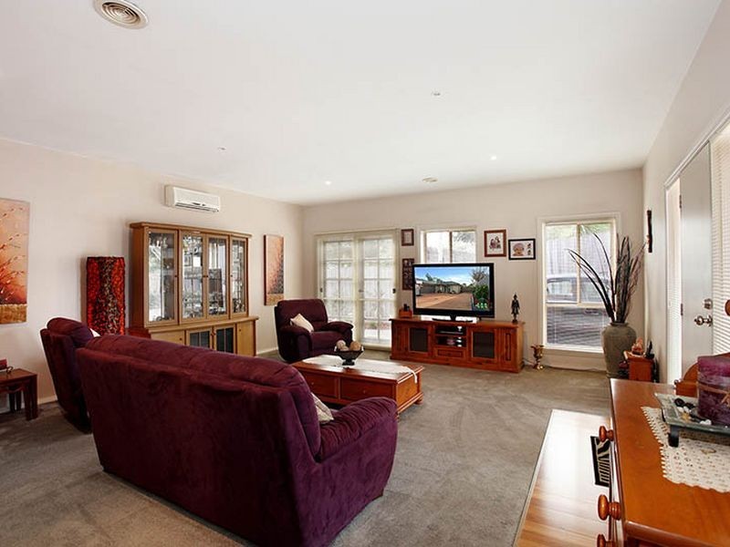 2/48 Fortescue Avenue, Seaford VIC 3198