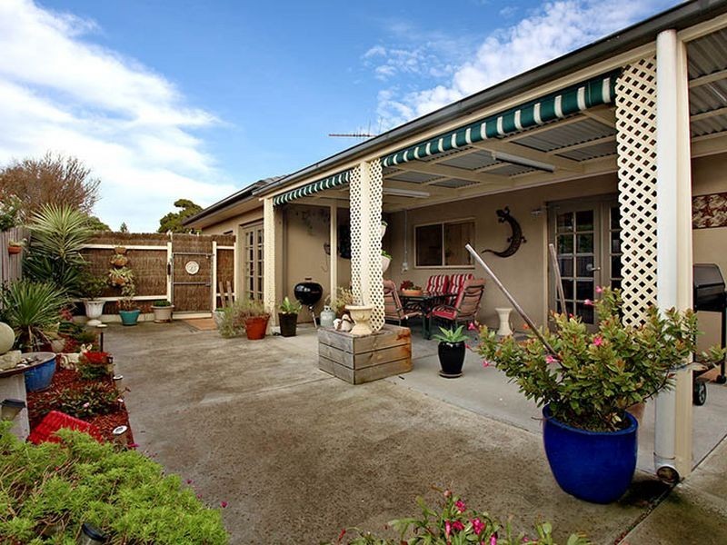 2/48 Fortescue Avenue, Seaford VIC 3198