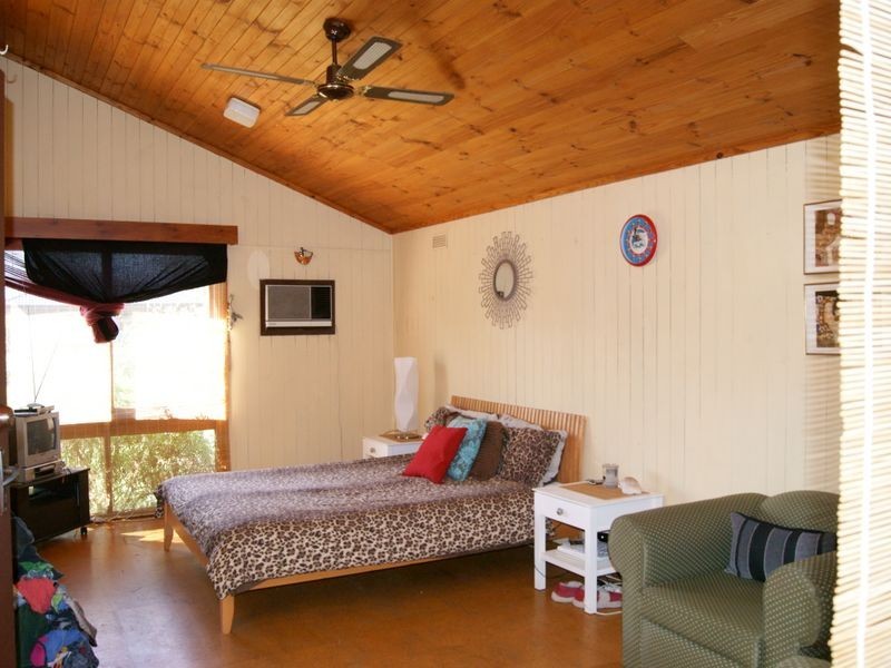 57 Fortescue Avenue, Seaford VIC 3198