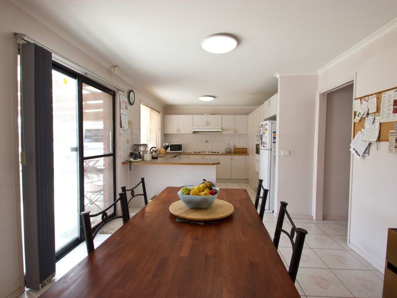 3a Bayside Grove, Seaford VIC 3198