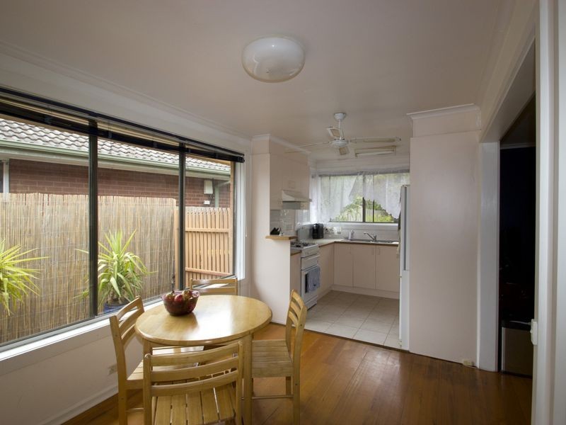 25 Torquay Avenue, Seaford VIC 3198