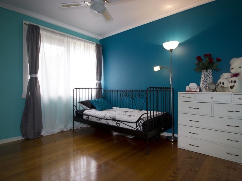 25 Torquay Avenue, Seaford VIC 3198