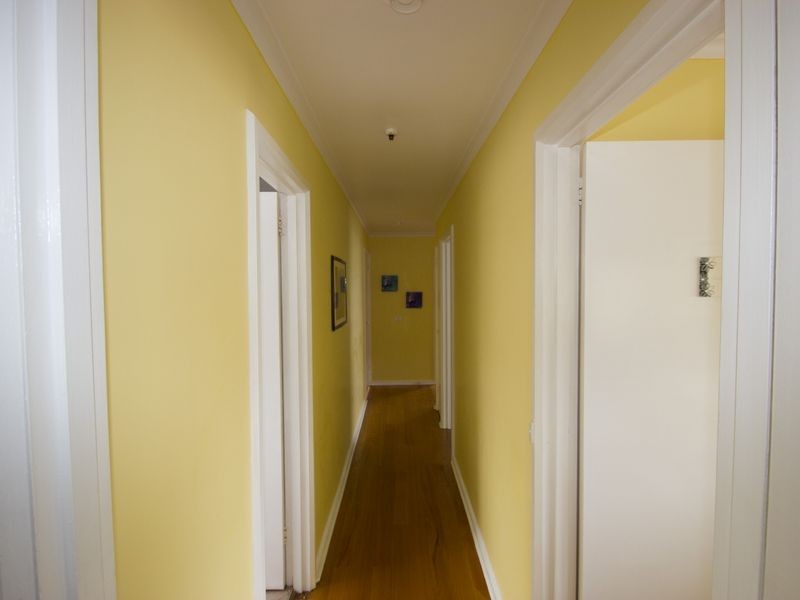 25 Torquay Avenue, Seaford VIC 3198