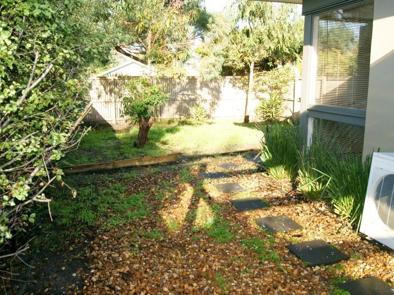 1/10 Fellowes Street, Seaford VIC 3198