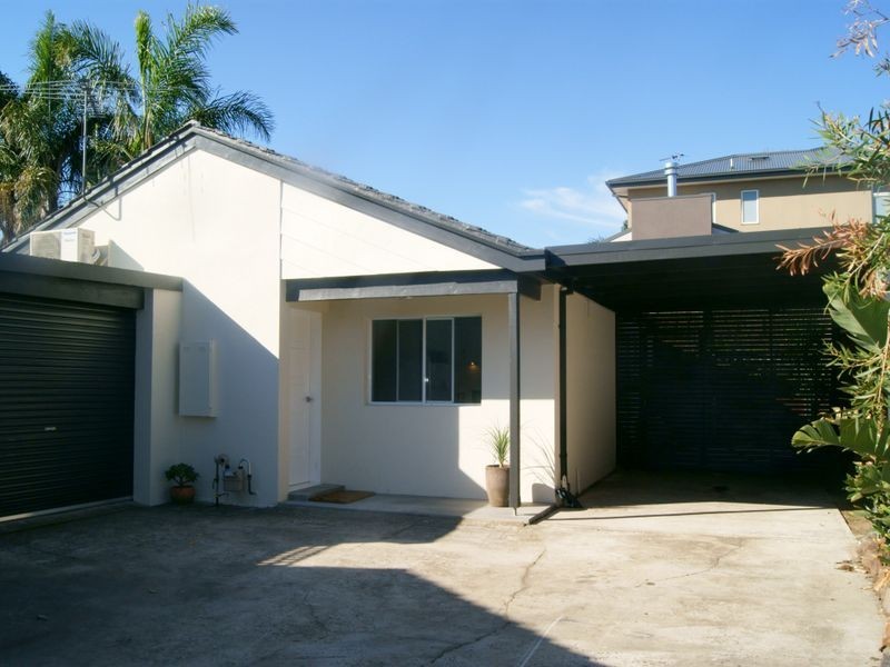 2/24 Newton Street, Seaford VIC 3198