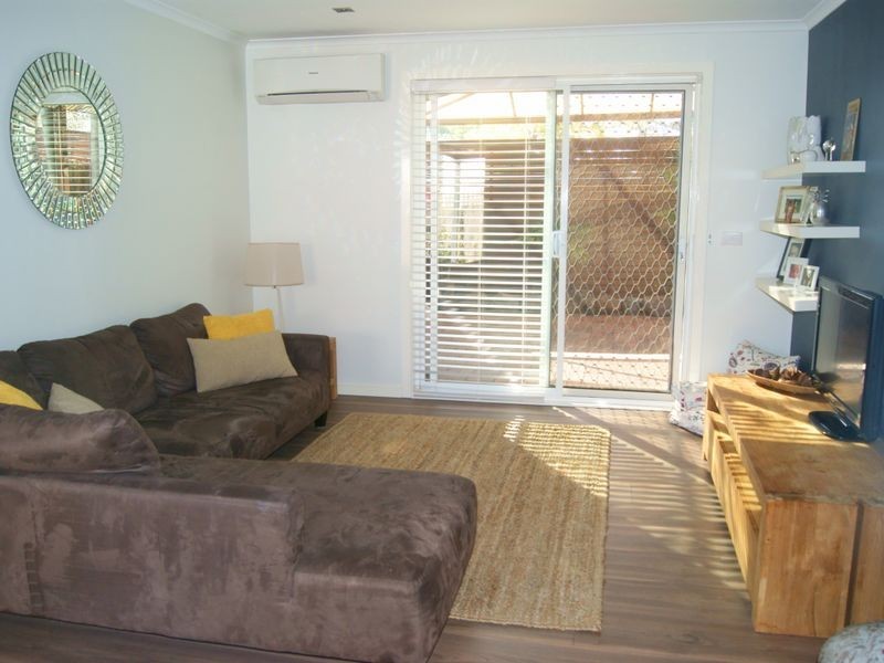 2/24 Newton Street, Seaford VIC 3198