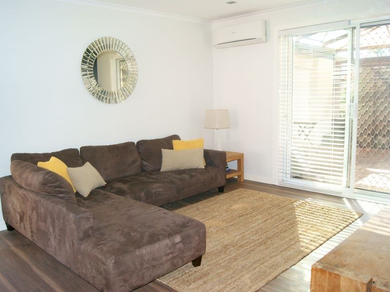 2/24 Newton Street, Seaford VIC 3198