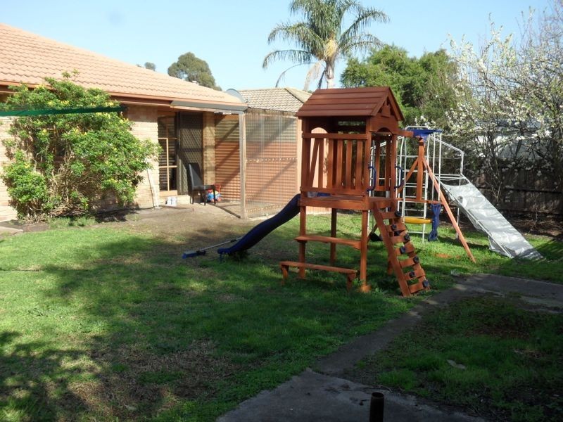 58 Carrington Crescent, Carrum Downs VIC 3201