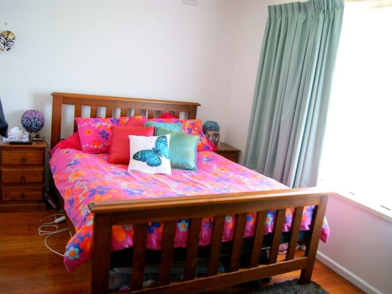 13 Selsey Street, Seaford VIC 3198