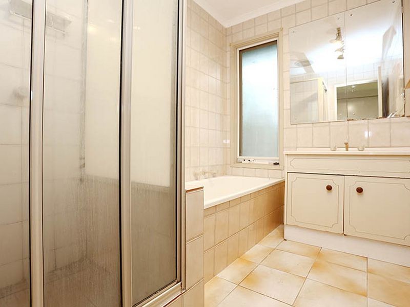 28 Emanuel Drive, Seaford VIC 3198