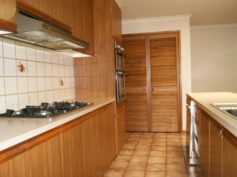 39 Emanuel Drive, Seaford VIC 3198