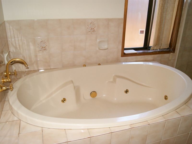 39 Emanuel Drive, Seaford VIC 3198