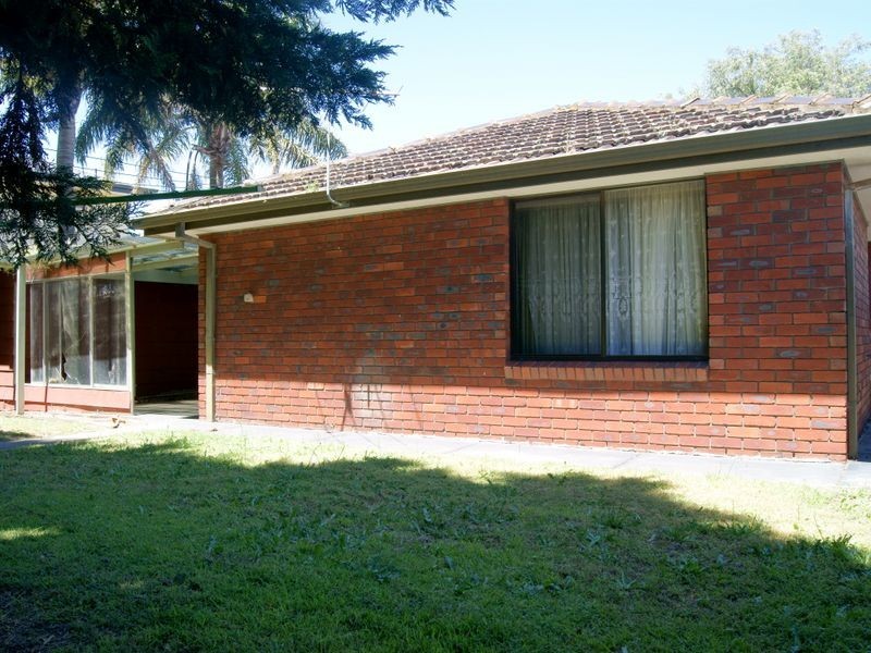 39 Emanuel Drive, Seaford VIC 3198