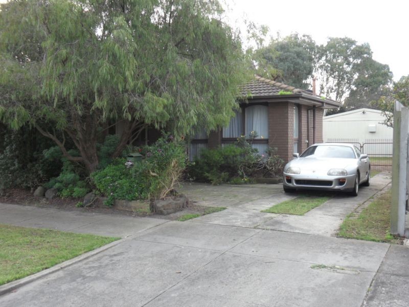 17 Maple Street, Seaford VIC 3198