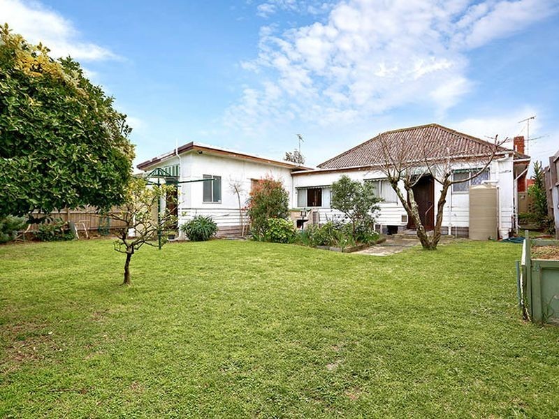 10 Lewellin Grove, Carrum VIC 3197