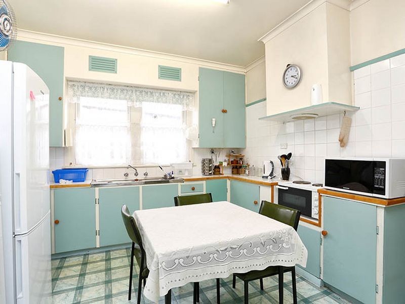 10 Lewellin Grove, Carrum VIC 3197