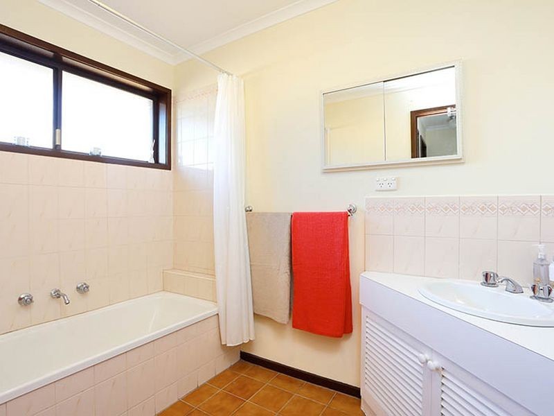 47 Emanuel Drive, Seaford VIC 3198