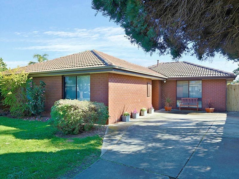 47 Emanuel Drive, Seaford VIC 3198
