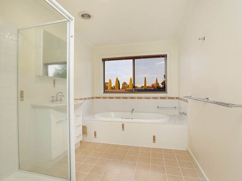 1 Molesworth Street, Seaford VIC 3198