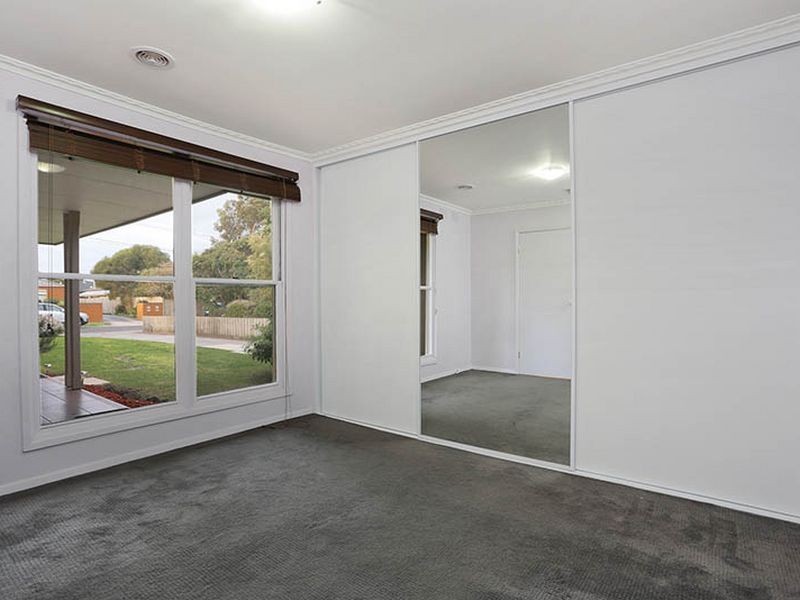1 Molesworth Street, Seaford VIC 3198