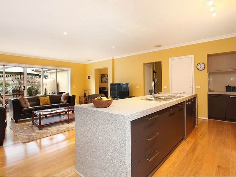 94 Fortescue Avenue, Seaford VIC 3198