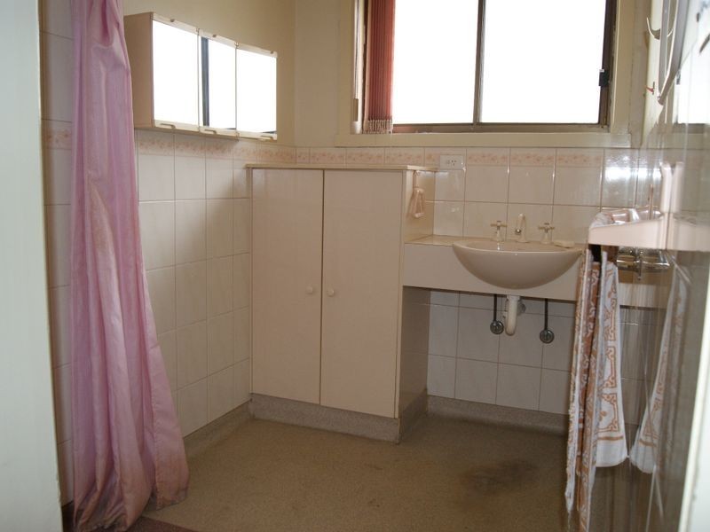 58 Railway Parade, Seaford VIC 3198