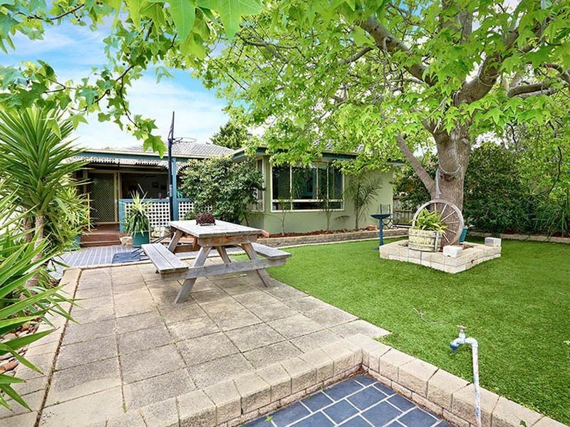 23 Torquay Avenue, Seaford VIC 3198