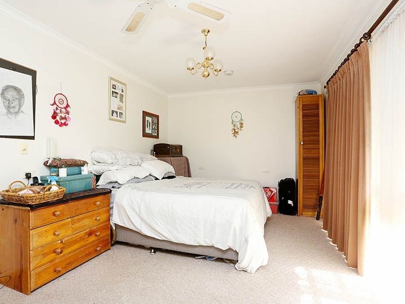 12 Willow Road, Frankston VIC 3199