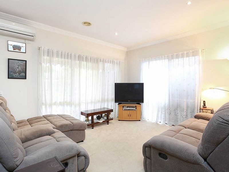 3/63 East Road, Seaford VIC 3198