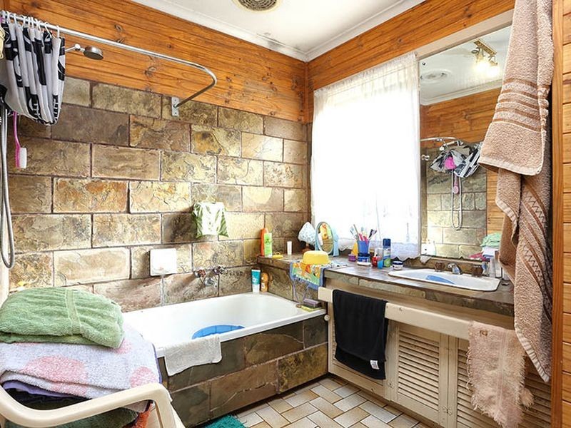 27 Belvedere Road, Seaford VIC 3198