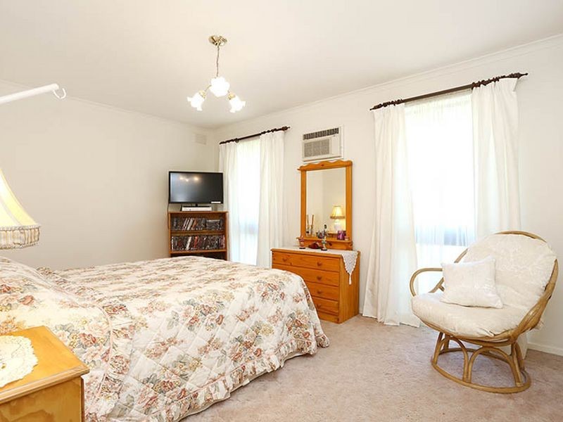 202 Frankston Dandenong Road, Seaford VIC 3198