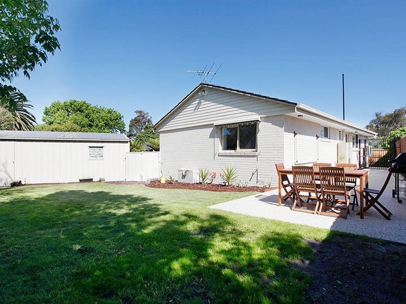 2 Susan Court, Seaford VIC 3198
