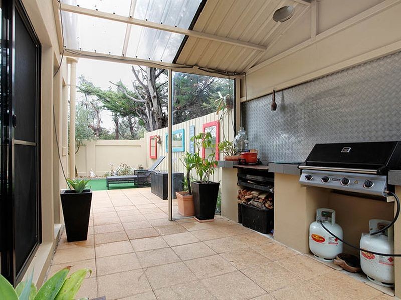 1/197-198 Nepean Highway, Seaford VIC 3198