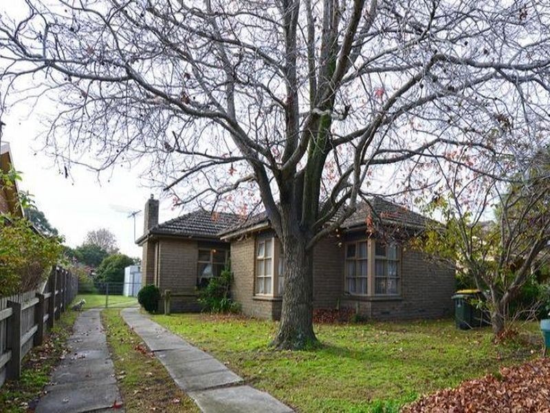 17 Johnstone Street, Seaford VIC 3198