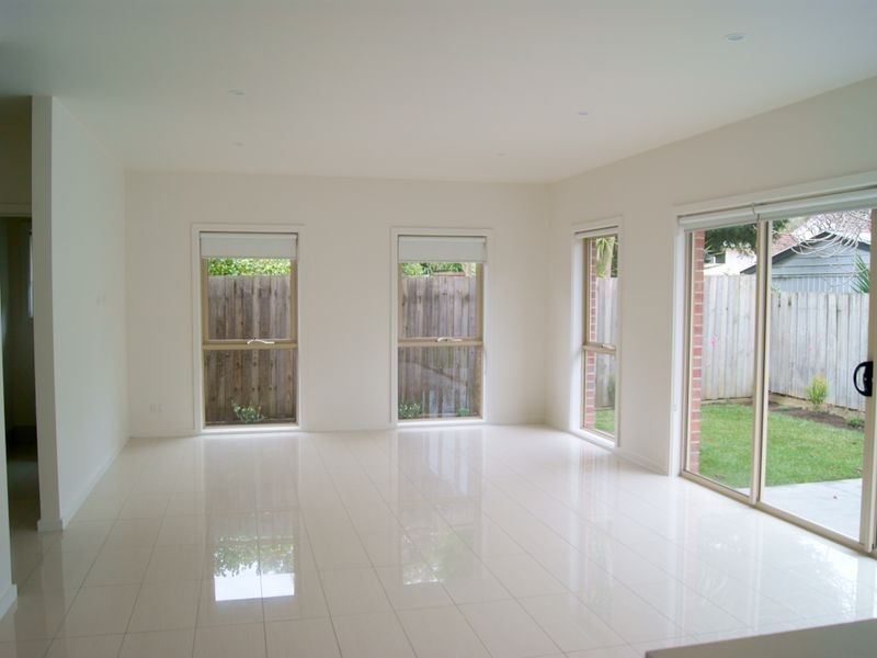 Unit 2/17 Moomba Avenue, Seaford VIC 3198