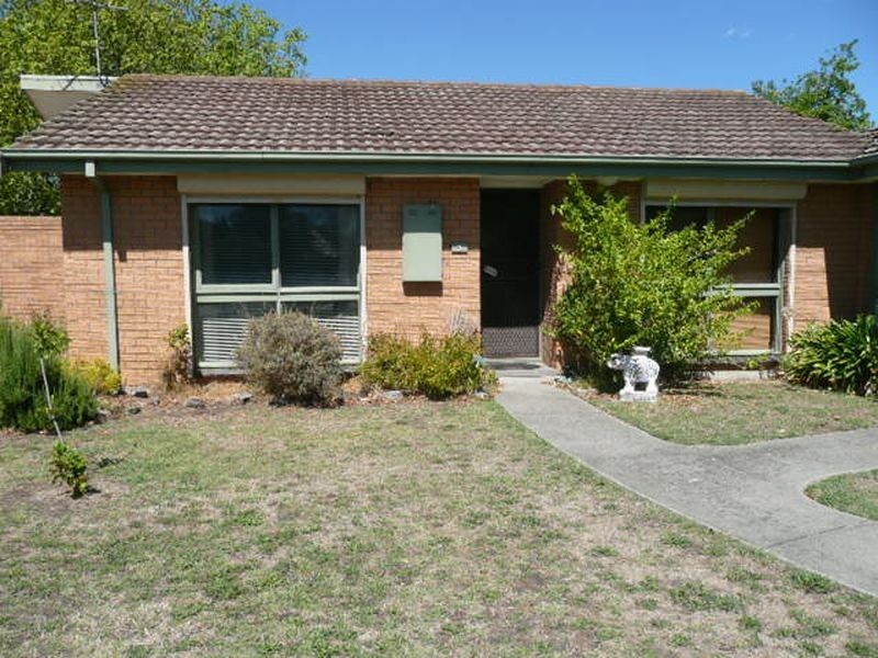 3/6 Ropley Grange, Frankston VIC 3199