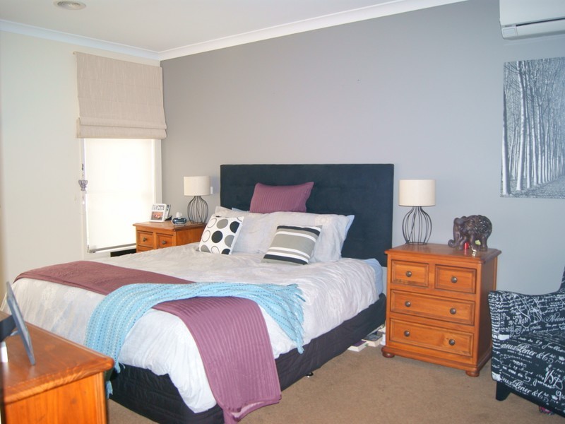 5 Rhone Grove, Skye VIC 3977