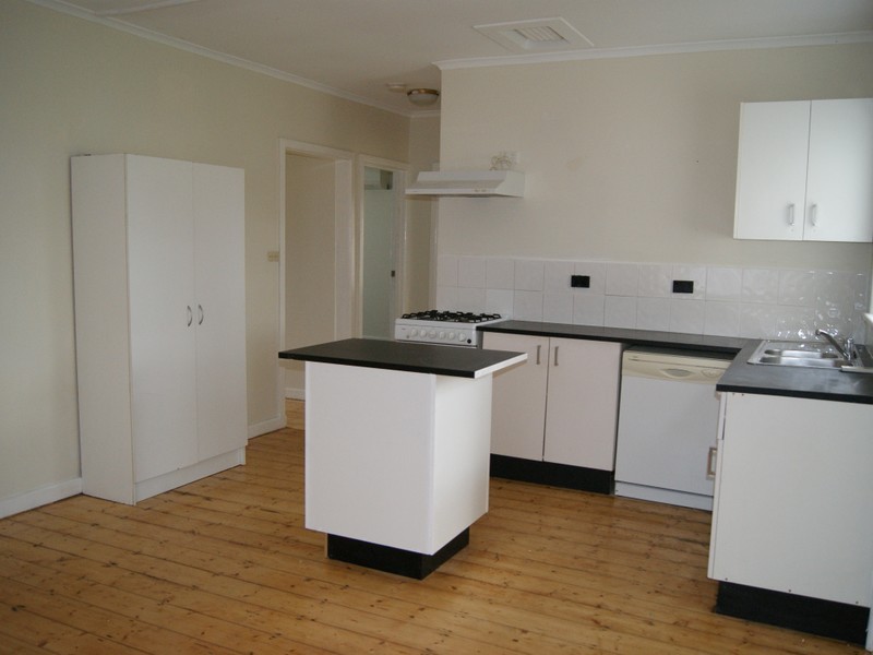 36 Airlie Grove, Seaford VIC 3198