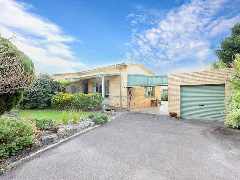 5 Melva Court, Frankston VIC 3199
